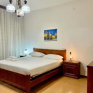 Paolohome , Milano Italia